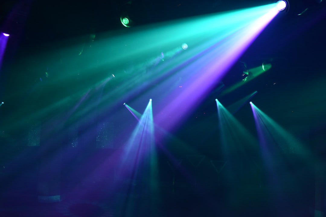 Downlights vs Cove Lighting: Which to Use Where