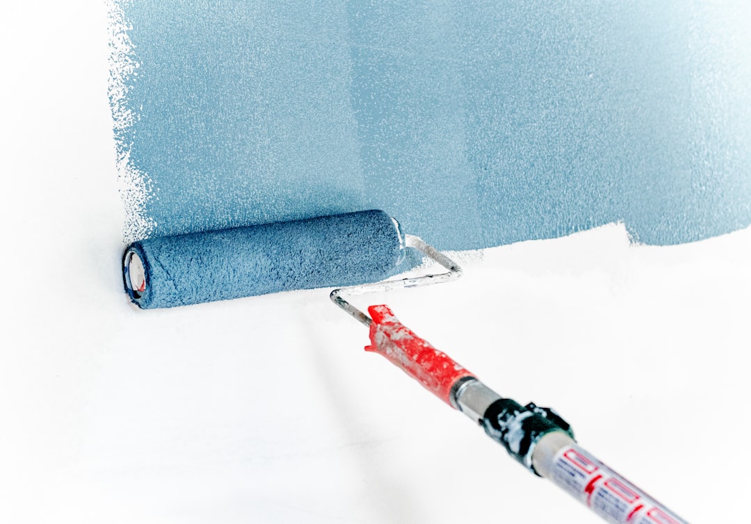 Wallpaper vs Paint: Which to Choose for Your Home
