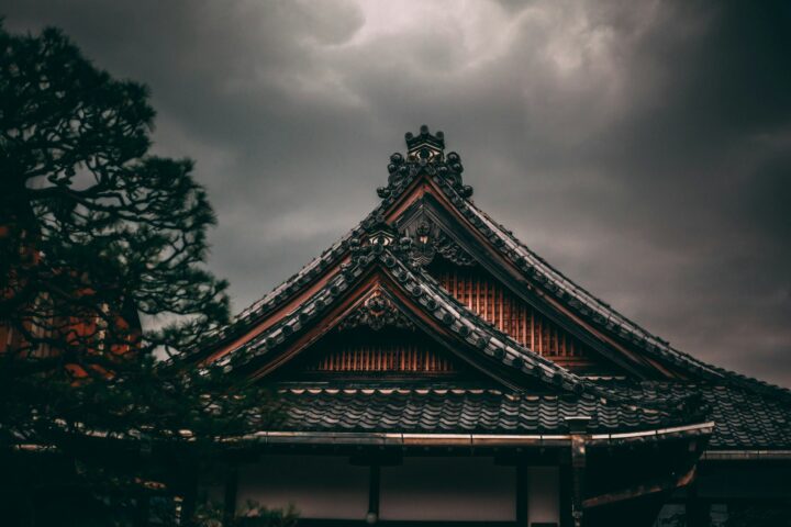Japanese Roof Styles: Form, Eaves and Why They Curve