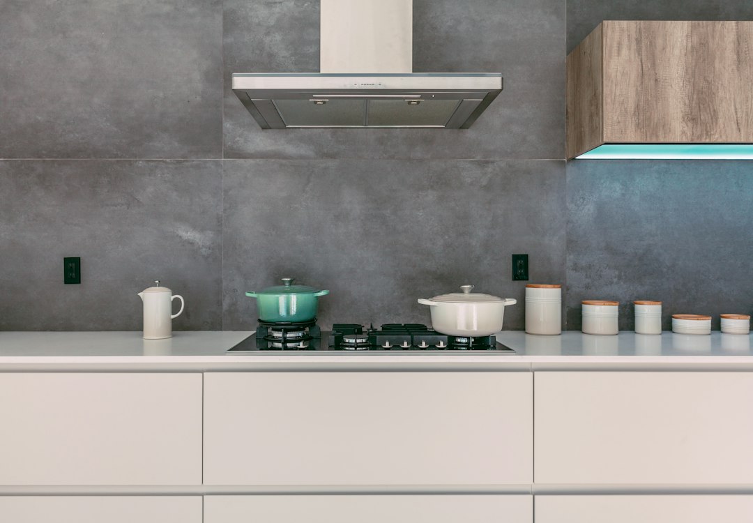 Kitchen Hood Types and Ducting in HDB and Condo Homes