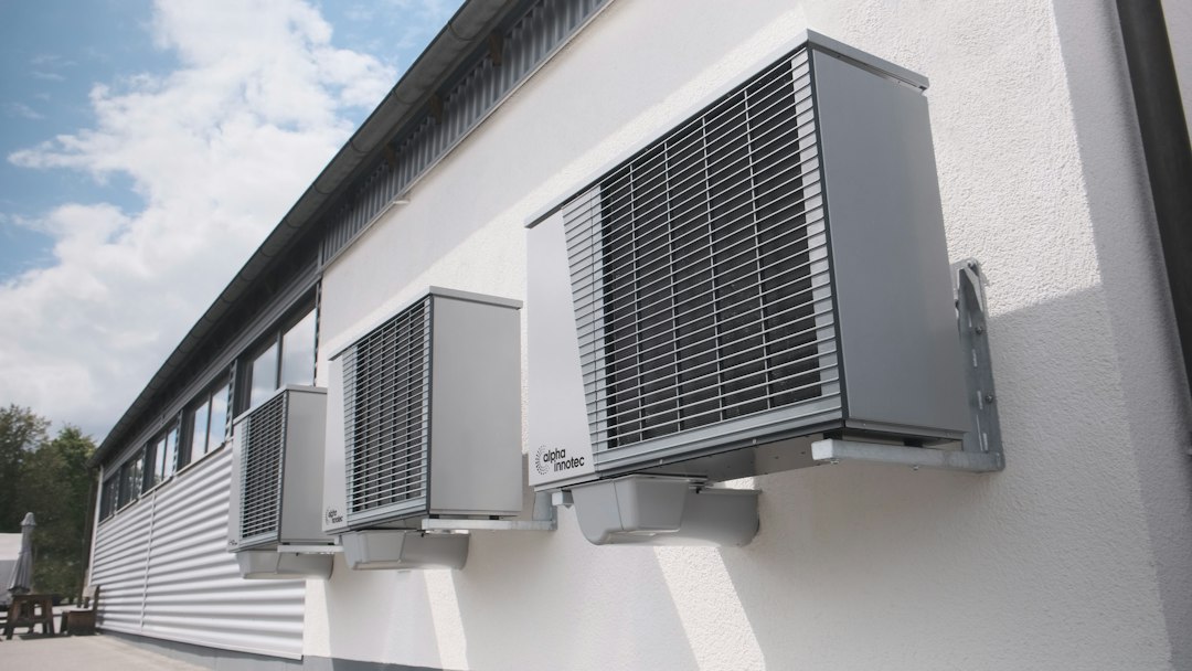Thermal Comfort in Buildings: PMV, Adaptive Comfort