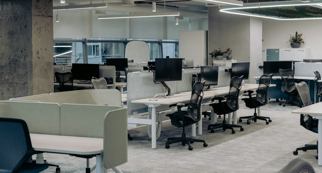 Modern Office Furniture: Choosing for Work, Not Just Looks