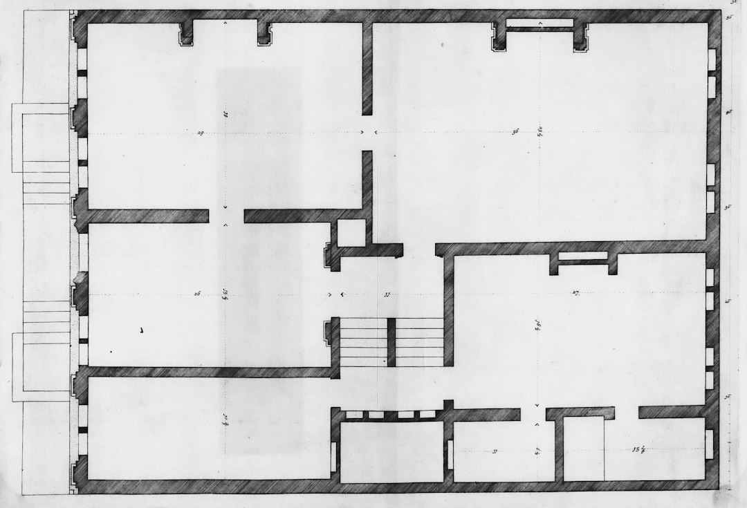 How to Read a Floor Plan: A Step-by-Step Guide for Owners